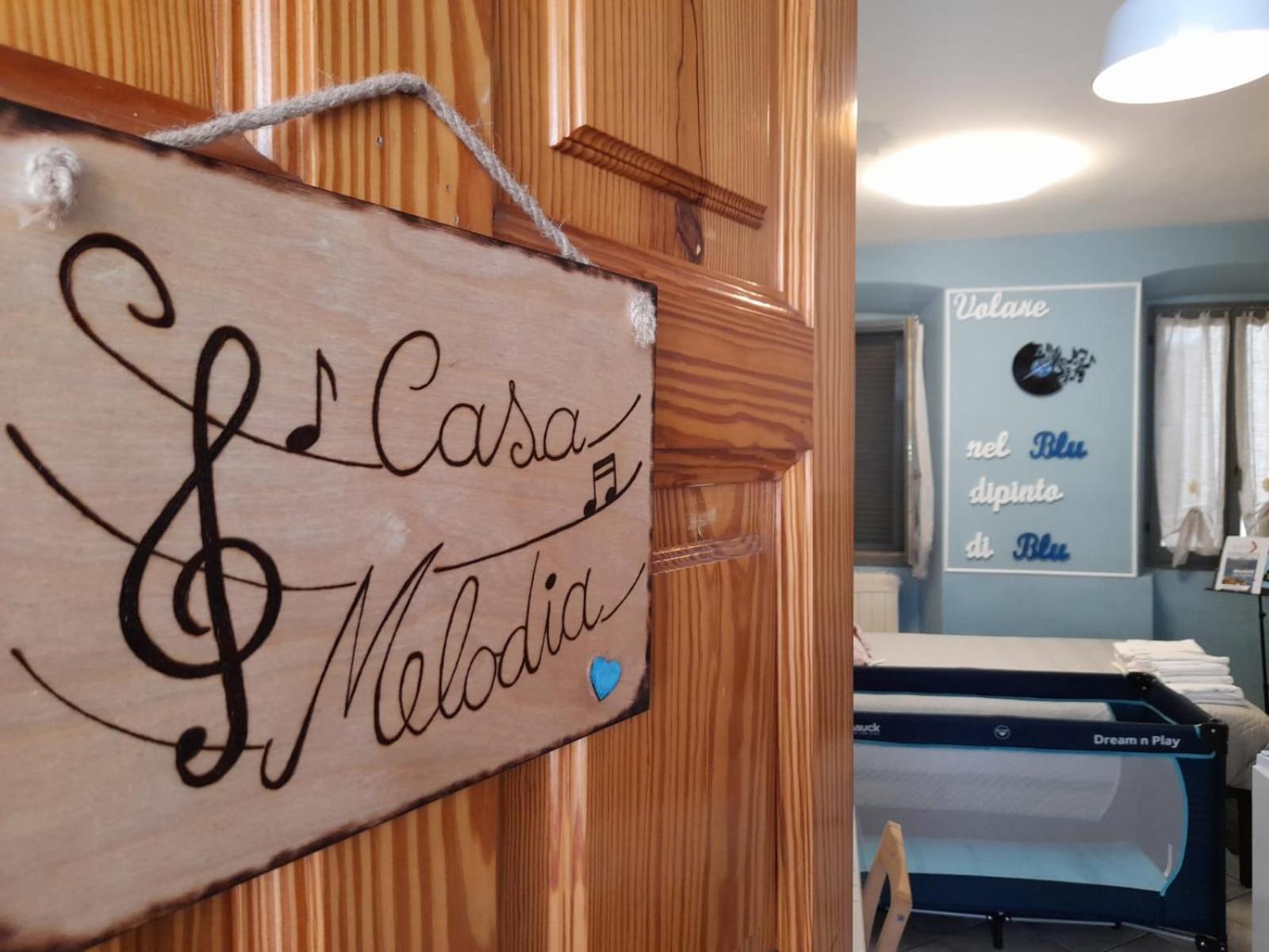 דירות אינטרה Due Minuti Dal Lago Casa Melodia מראה חיצוני תמונה